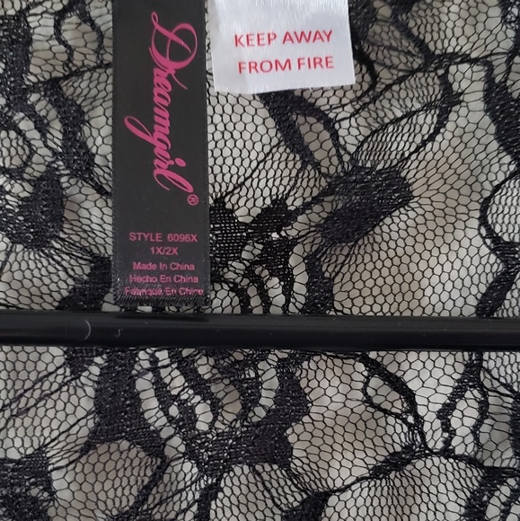 Lace Robe - Picture 3 of 4